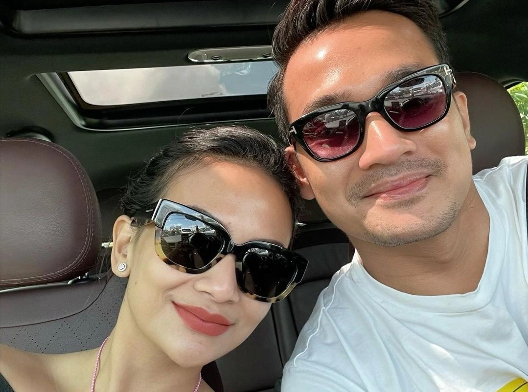 Vo chong nu dien vien Indonesia qua doi vi tai nan oto hinh anh