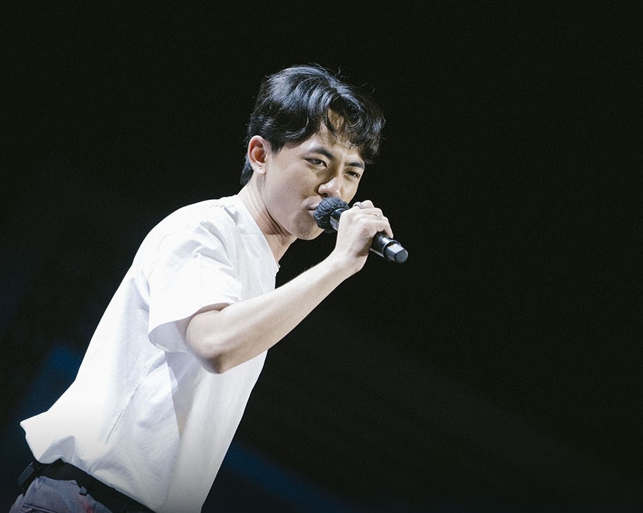 binz roi ghe nong anh 10