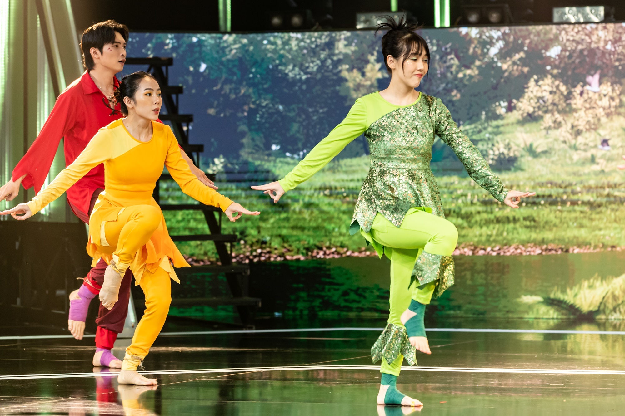 ban ket san dau vu dao anh 13