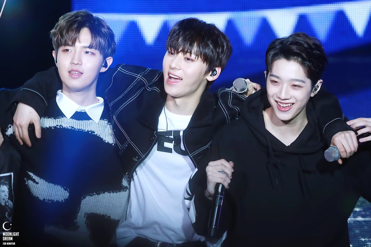 Wanna One tai hop sau gan 3 nam tan ra hinh anh