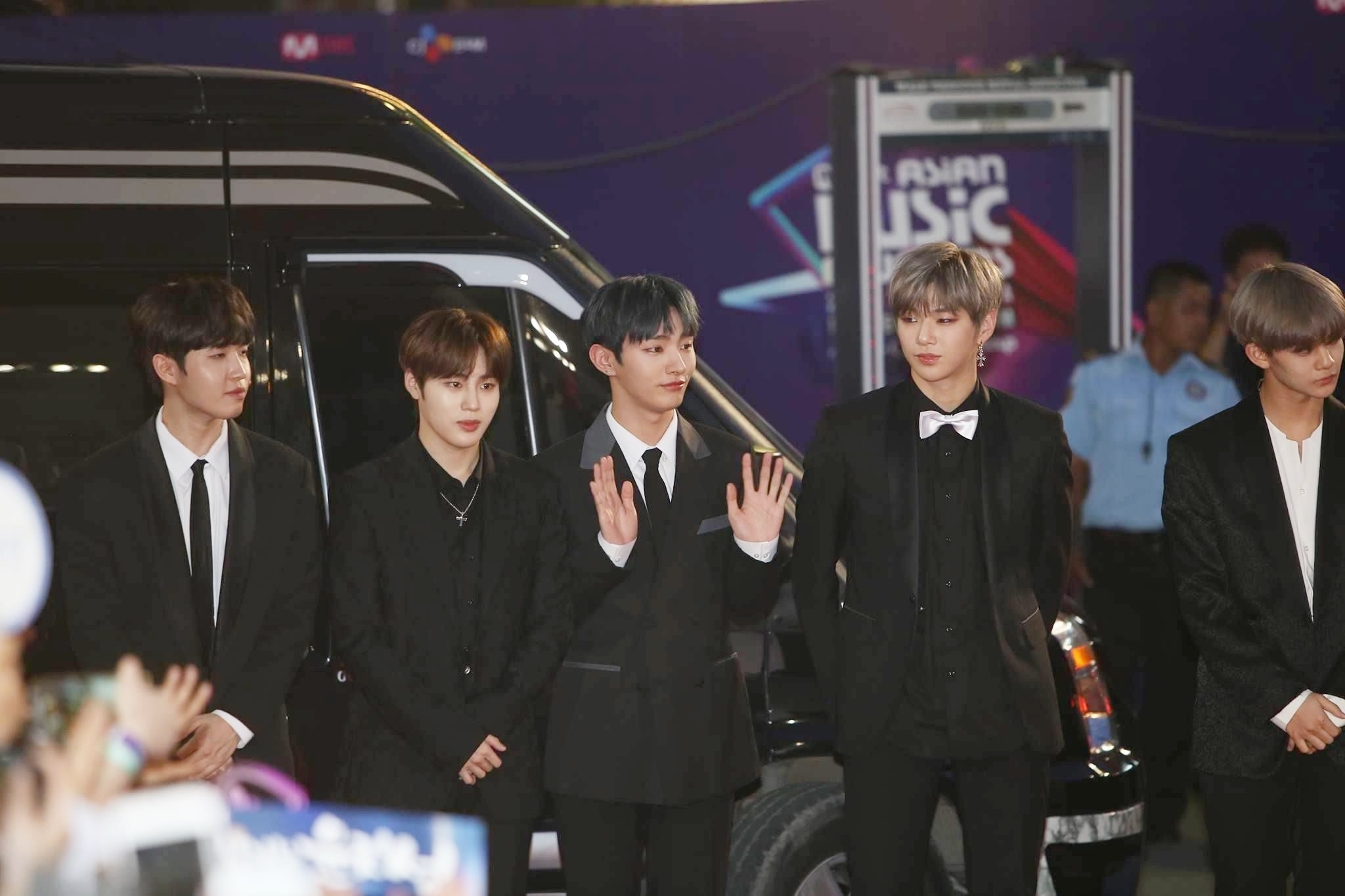 wanna one tái hợp ảnh 3 wanna one tai hop anh 3