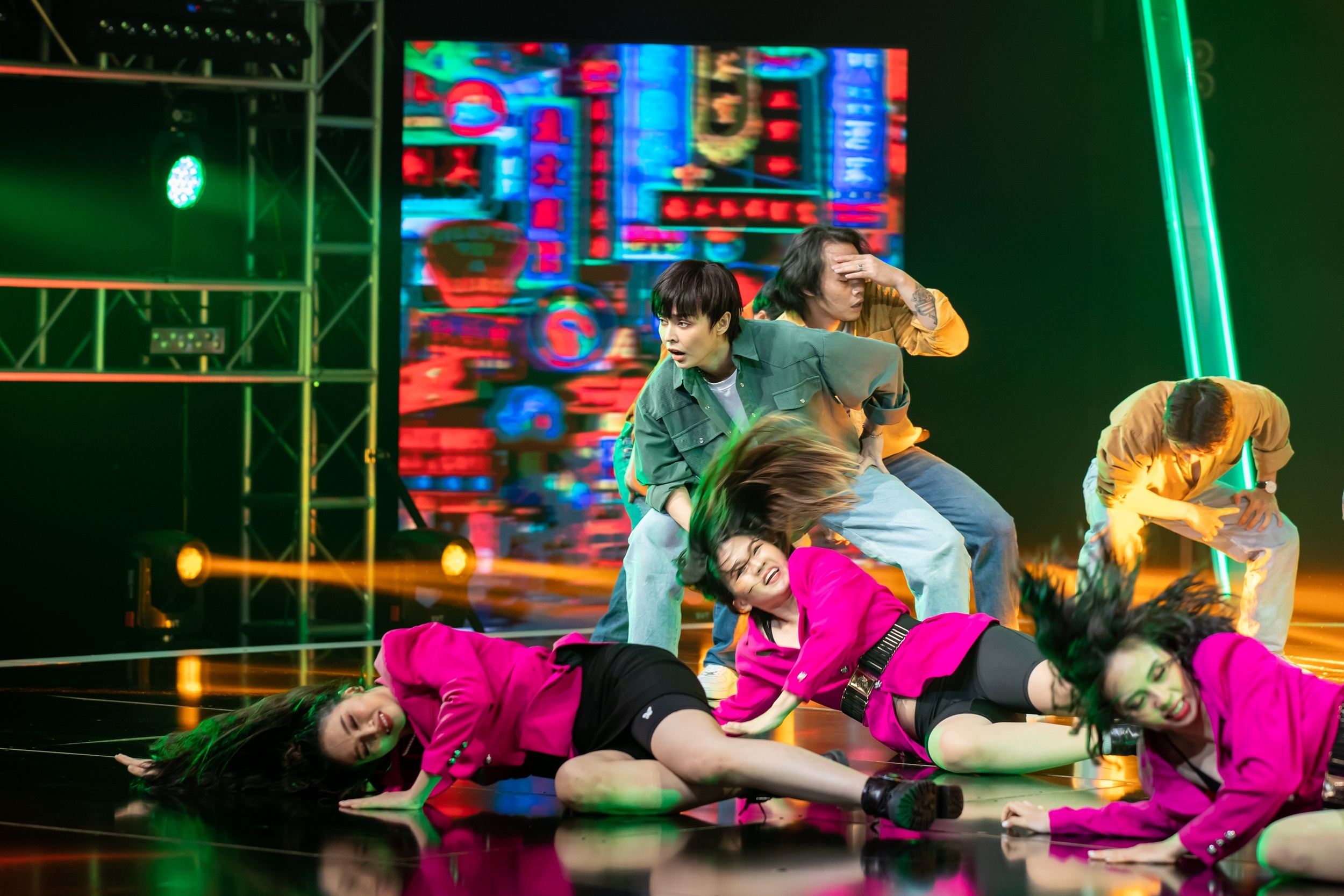 ban ket san dau vu dao anh 20