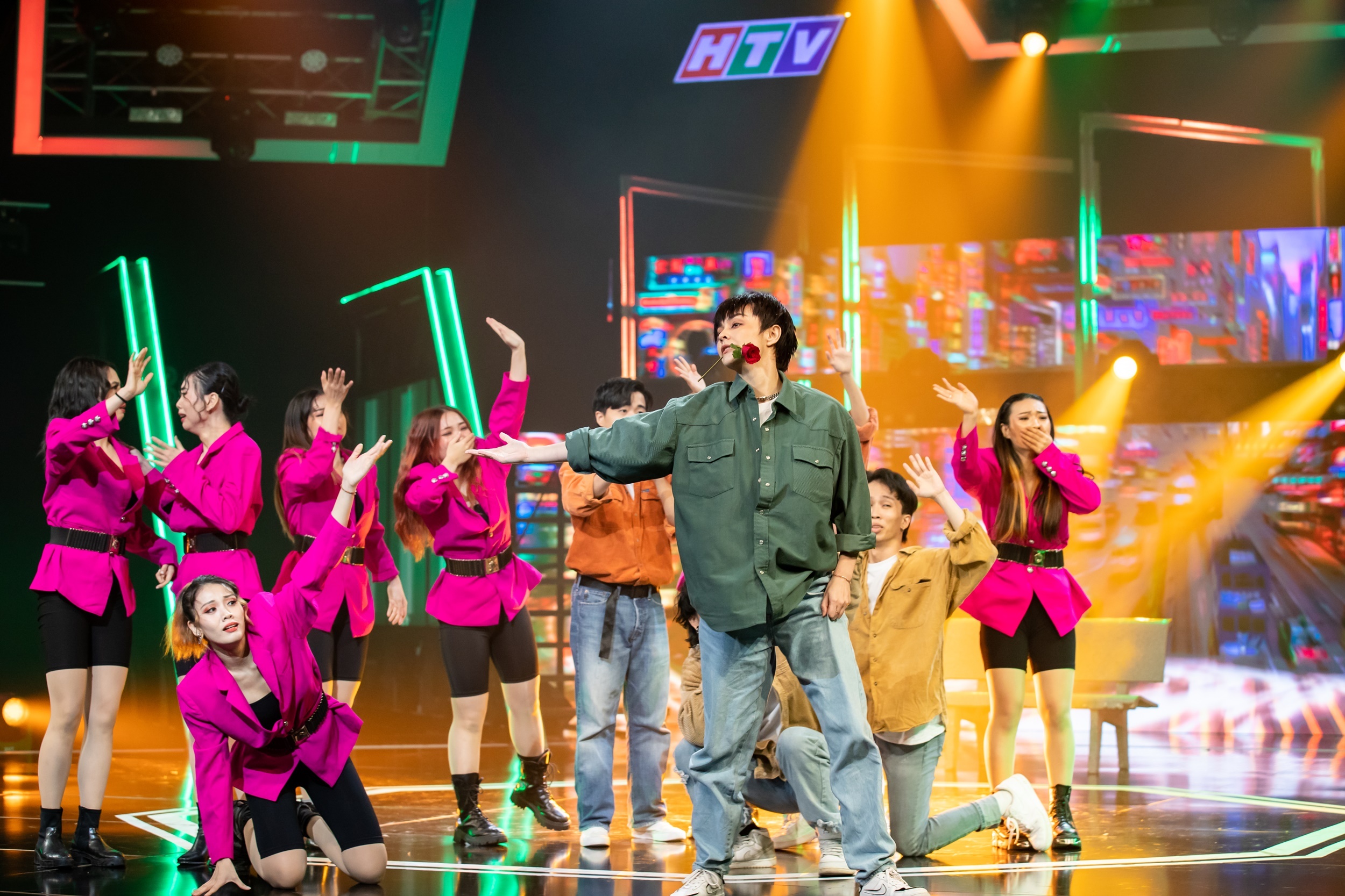 ban ket san dau vu dao anh 25