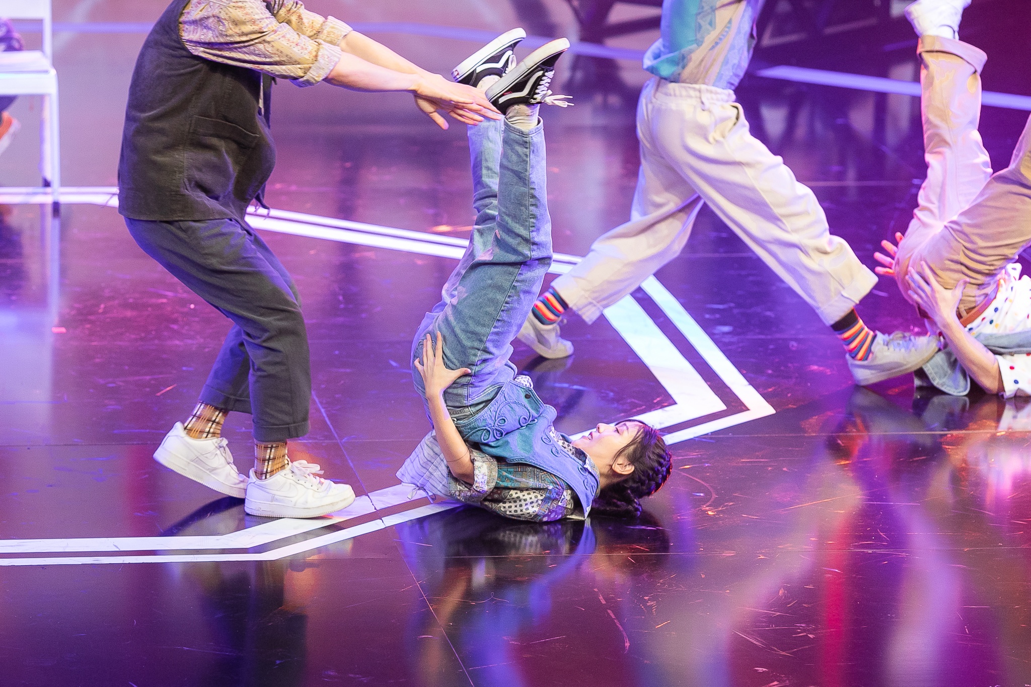 ban ket san dau vu dao anh 56