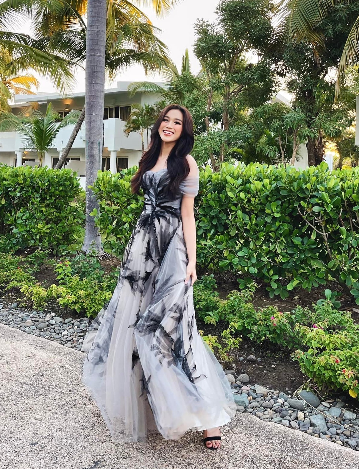 hoa hau do thi ha miss world anh 9