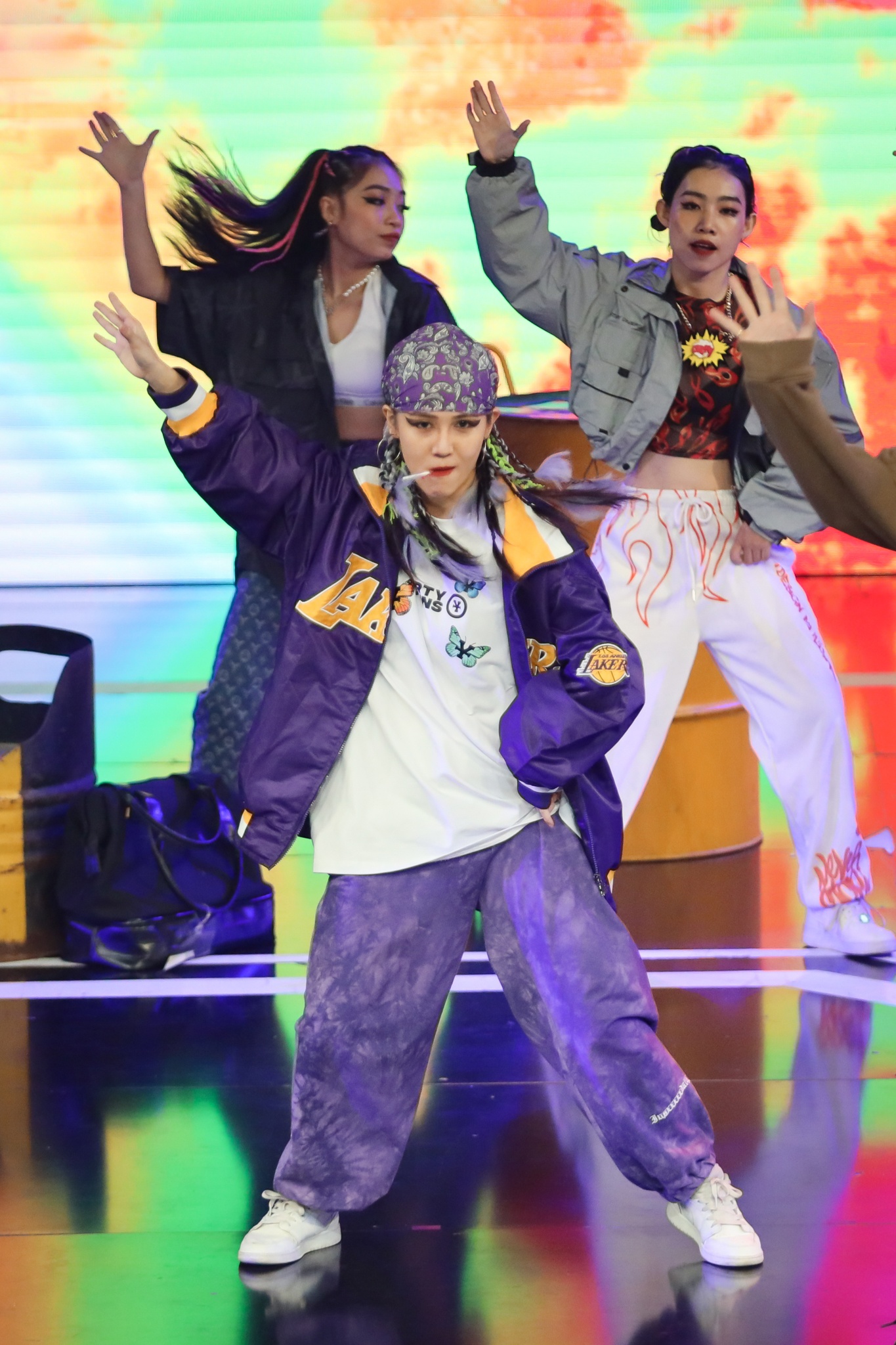 chung ket san dau vu dao anh 18