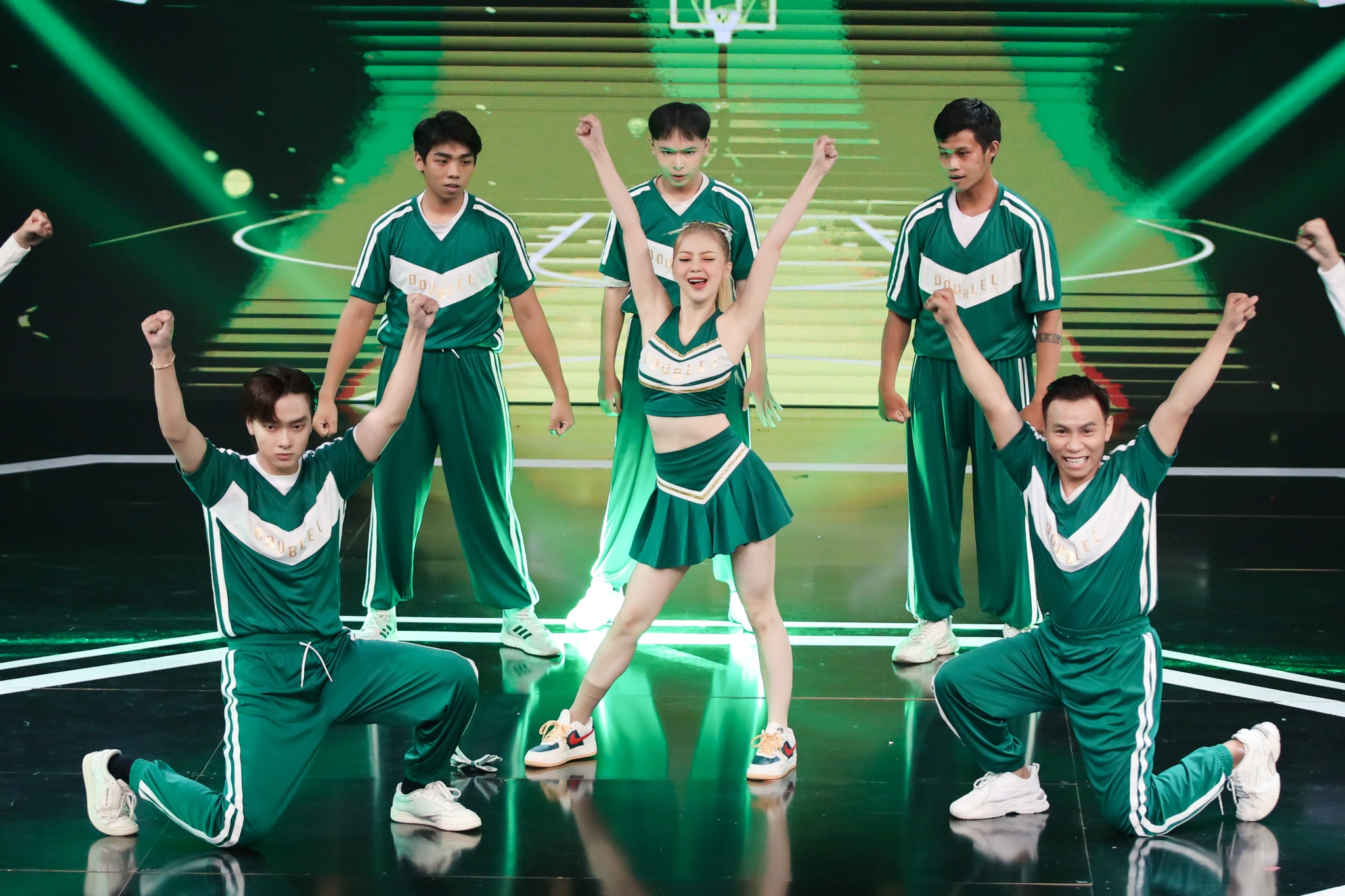 chung ket san dau vu dao anh 4