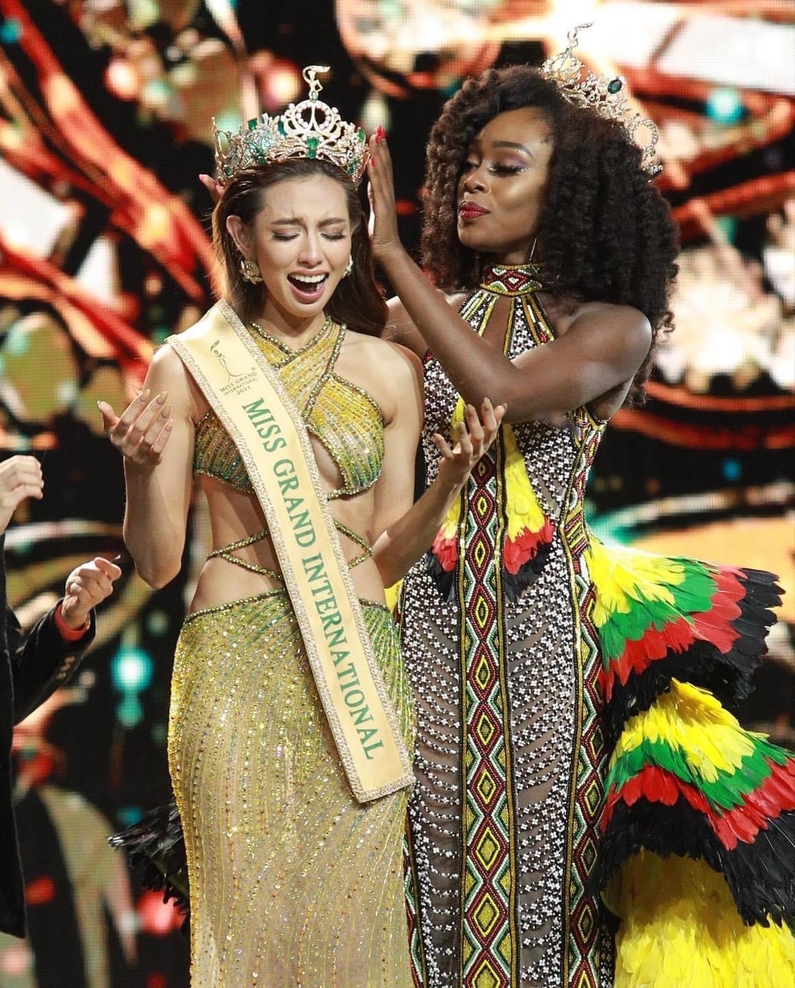 thuy tien dang quang hoa hau hoa binh anh 2