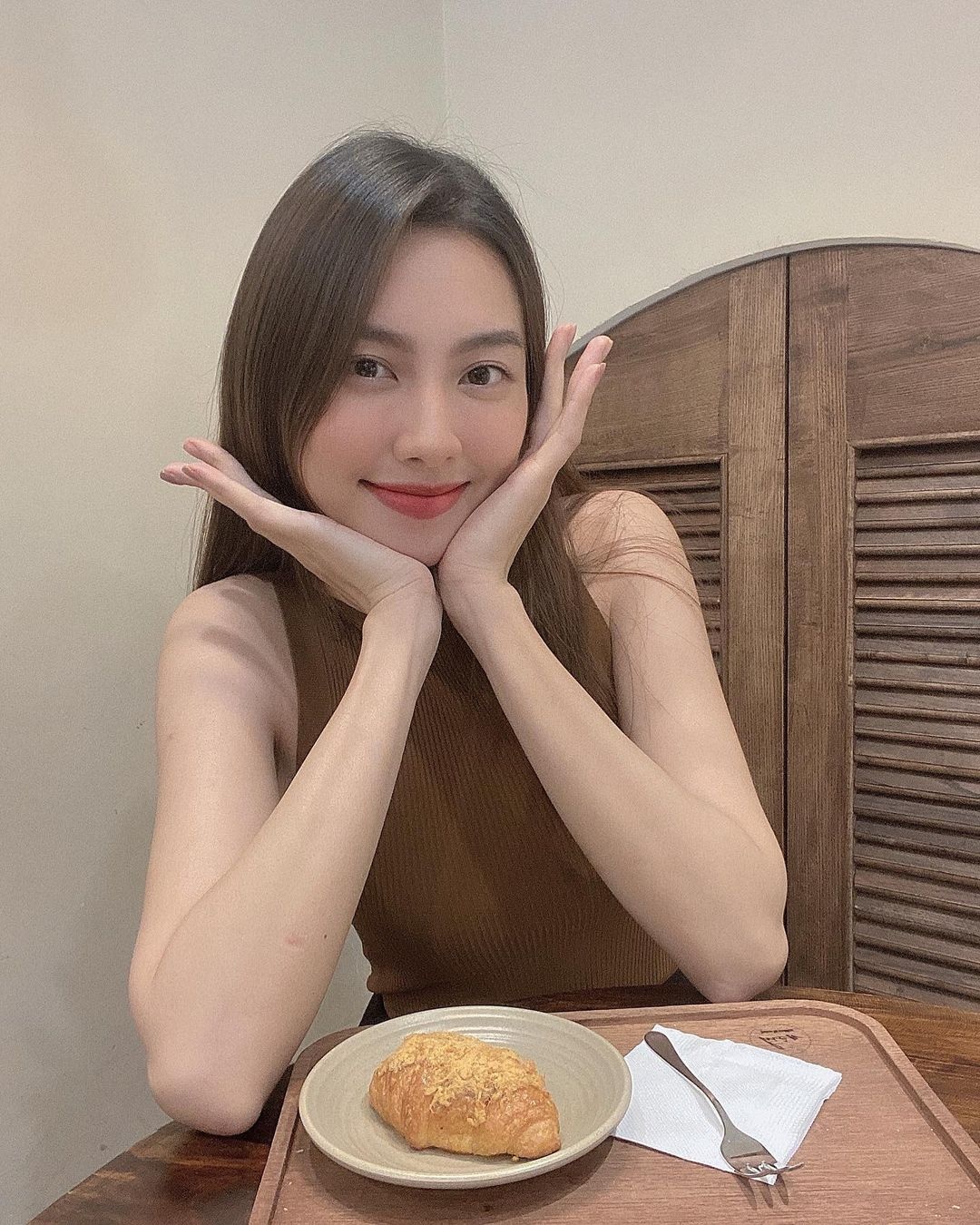 miss grand international 2021 thuy tien anh 25