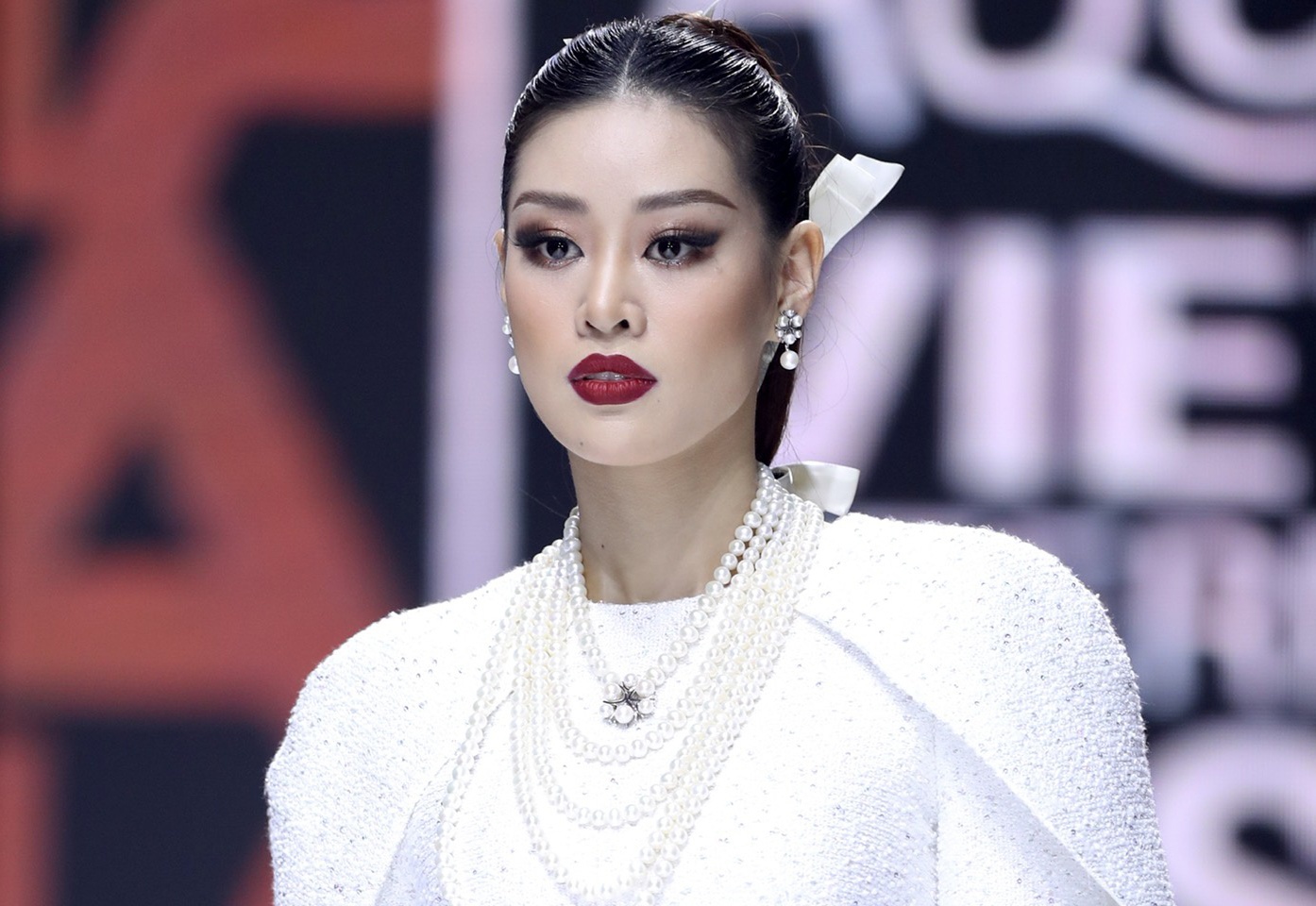 Test Covid-19 voi toan bo nguoi du Tuan le Thoi trang Viet Nam 2021 hinh anh