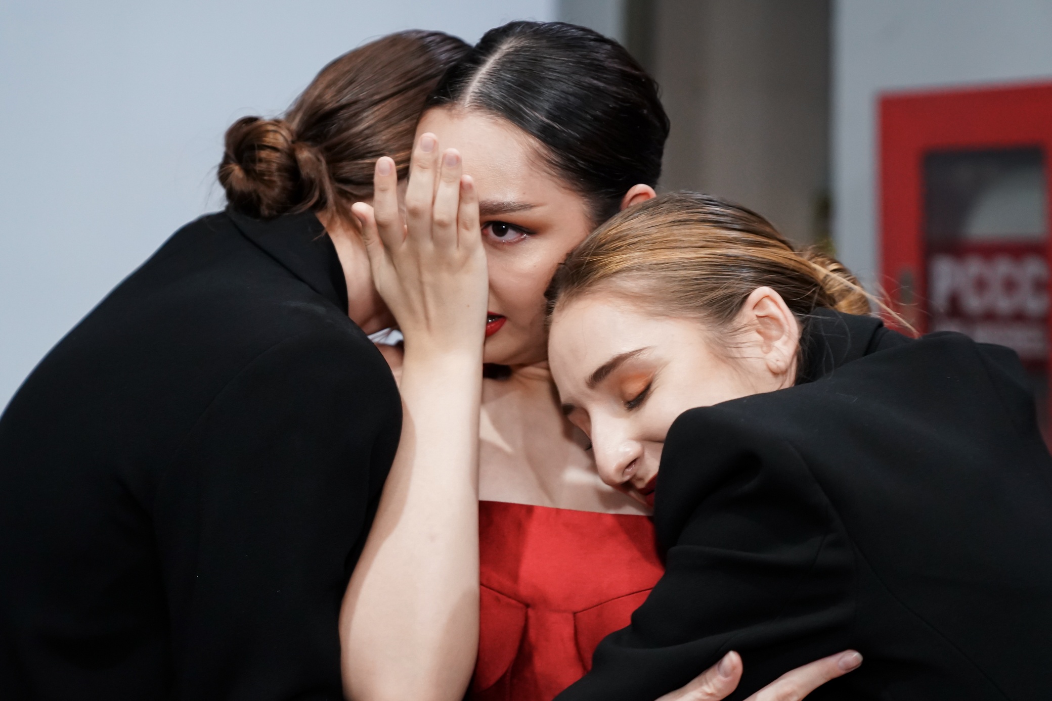 Aquafina Vietnam International Fashion Week anh 8