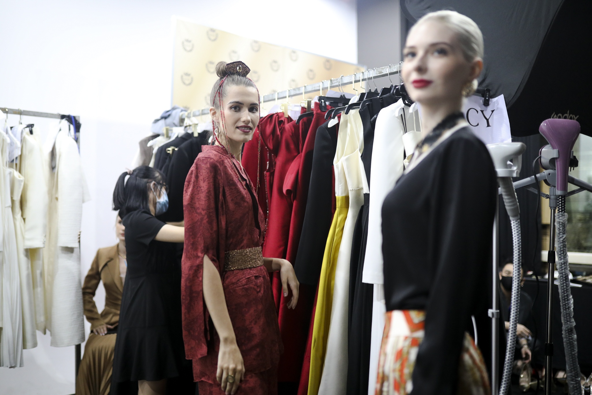 Aquafina Vietnam International Fashion Week ảnh 8 Aquafina Vietnam International Fashion Week anh 8