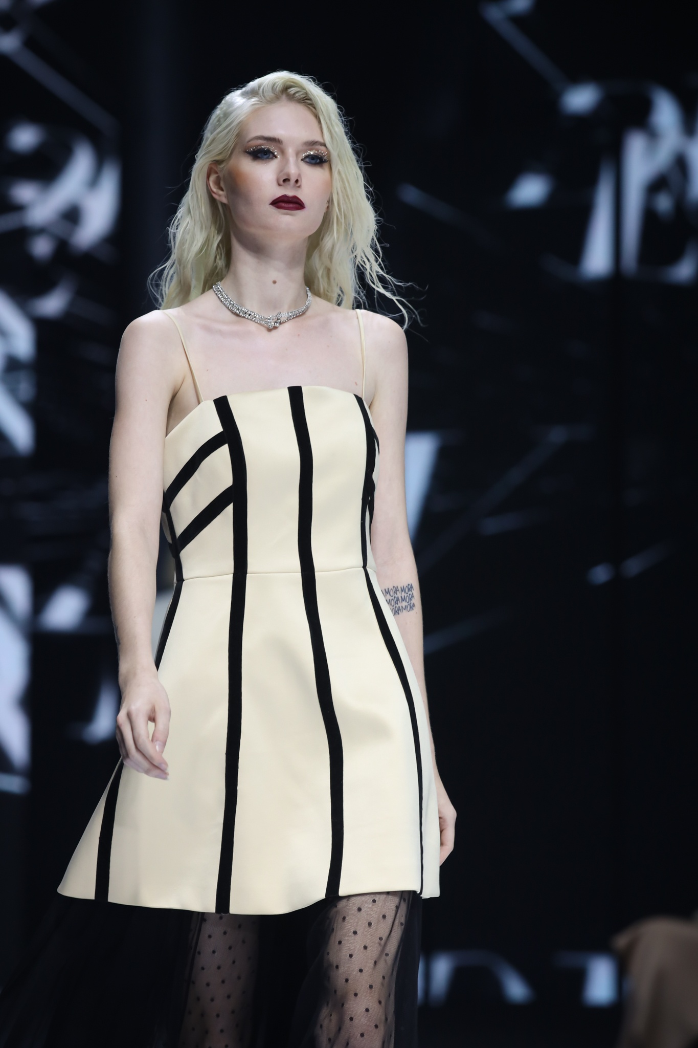 Aquafina Vietnam International Fashion Week ảnh 5 Aquafina Vietnam International Fashion Week anh 5