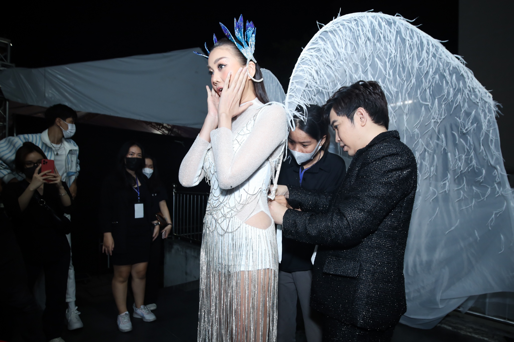 Aquafina Vietnam International Fashion Week anh 4