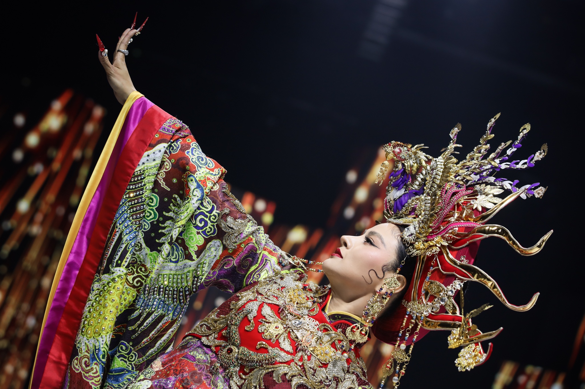 Aquafina Vietnam International Fashion Week anh 3