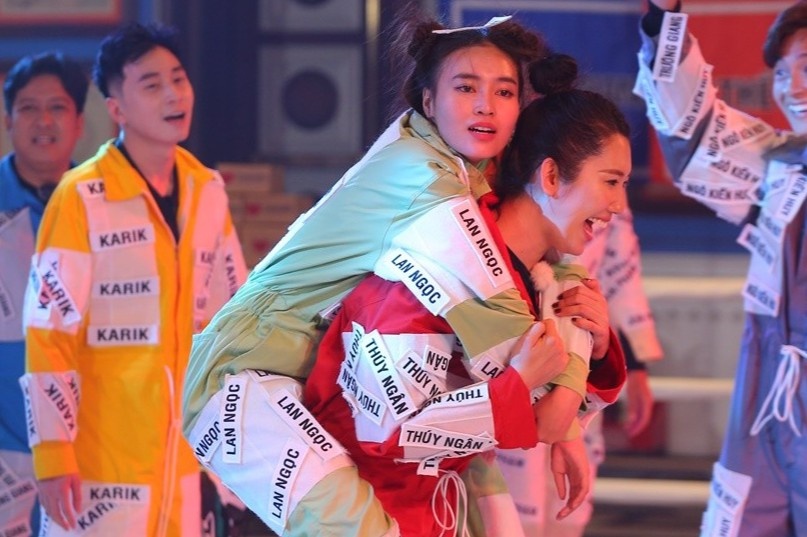 Tro choi khien nhom Running Man kiet suc hinh anh