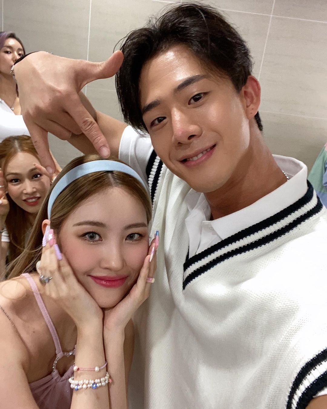 single's inferno anh 50