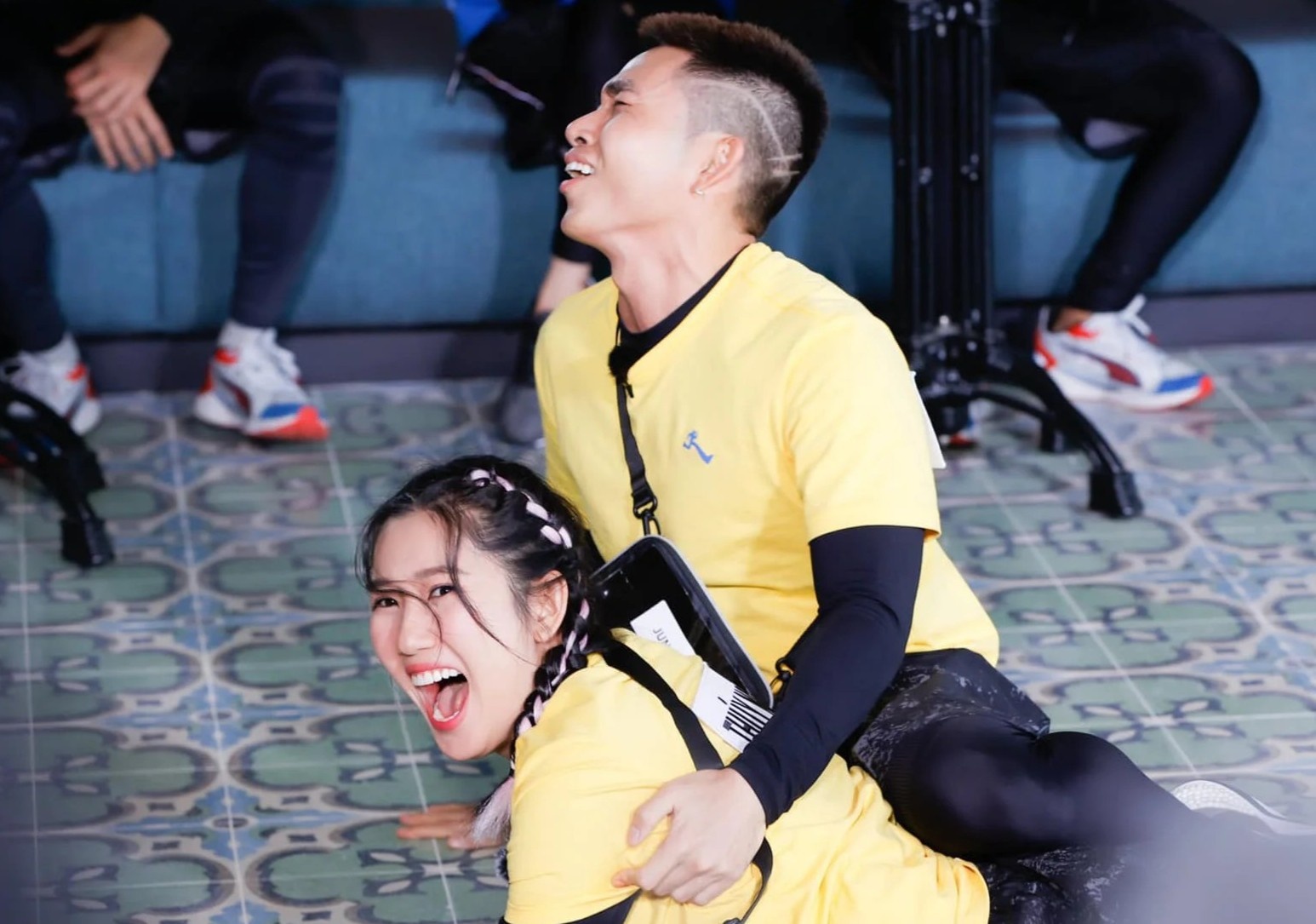 Hau truong Running Man mua hai hinh anh