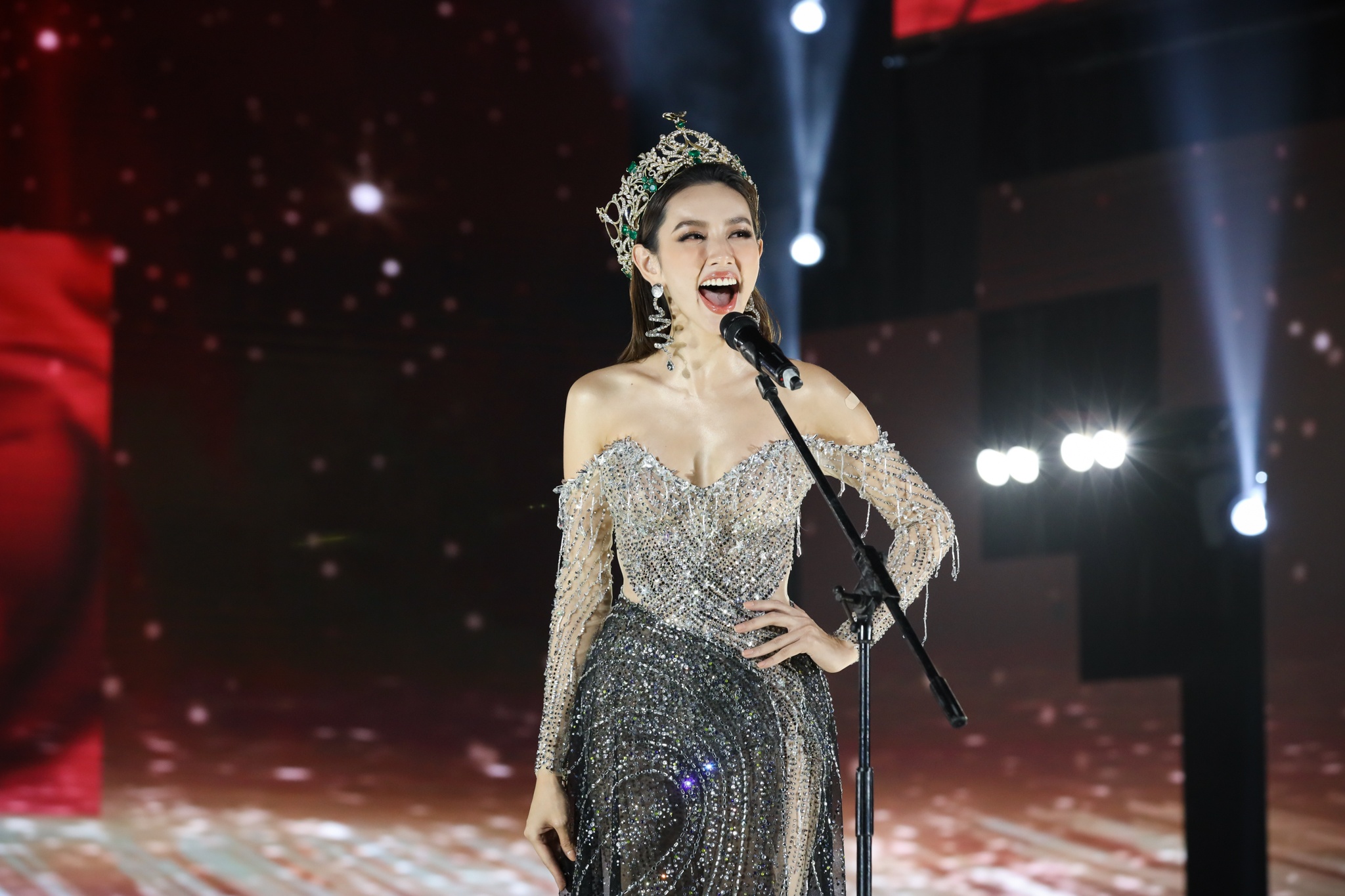 thuy tien dieu hanh anh 25