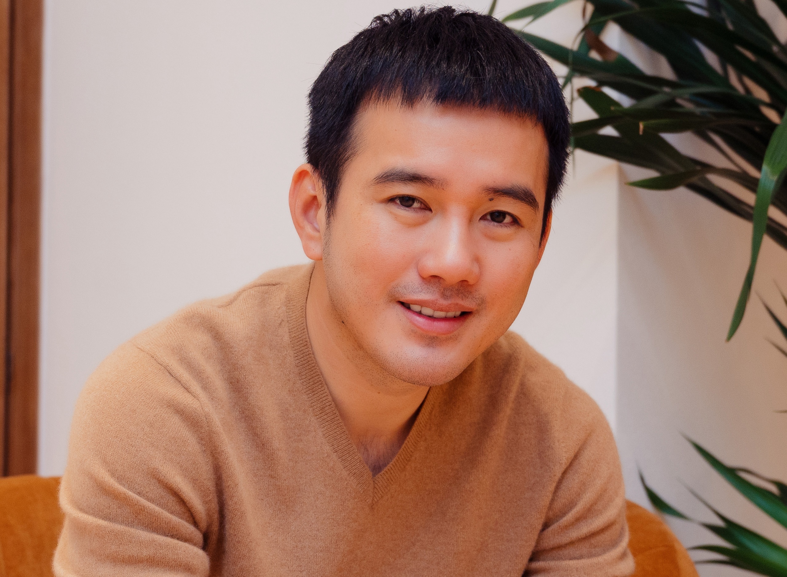 NTK Le Thanh Hoa: 'Toi khong chi lam vay cho cac hoa hau mac' hinh anh