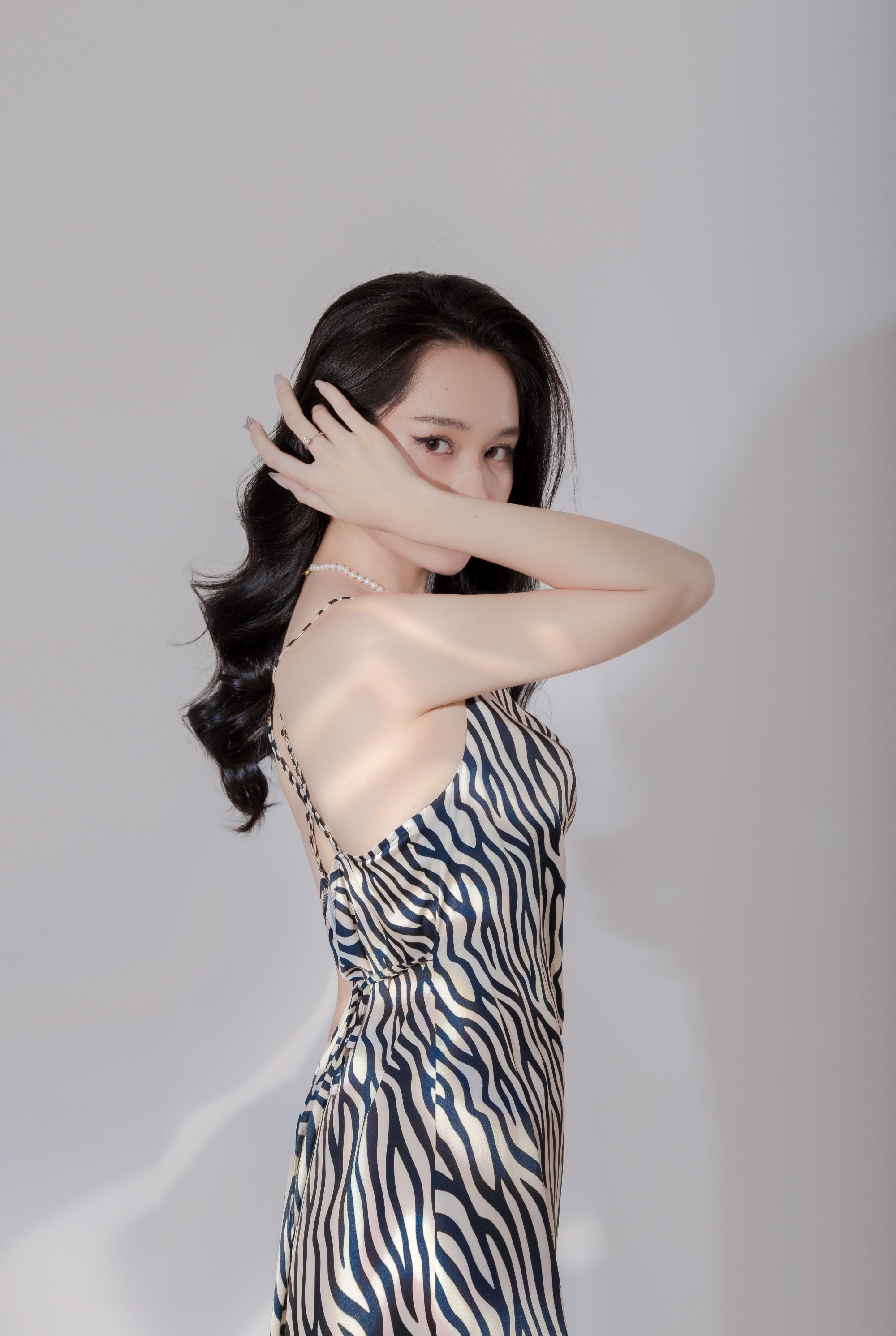 nhan sac truc anh anh 1