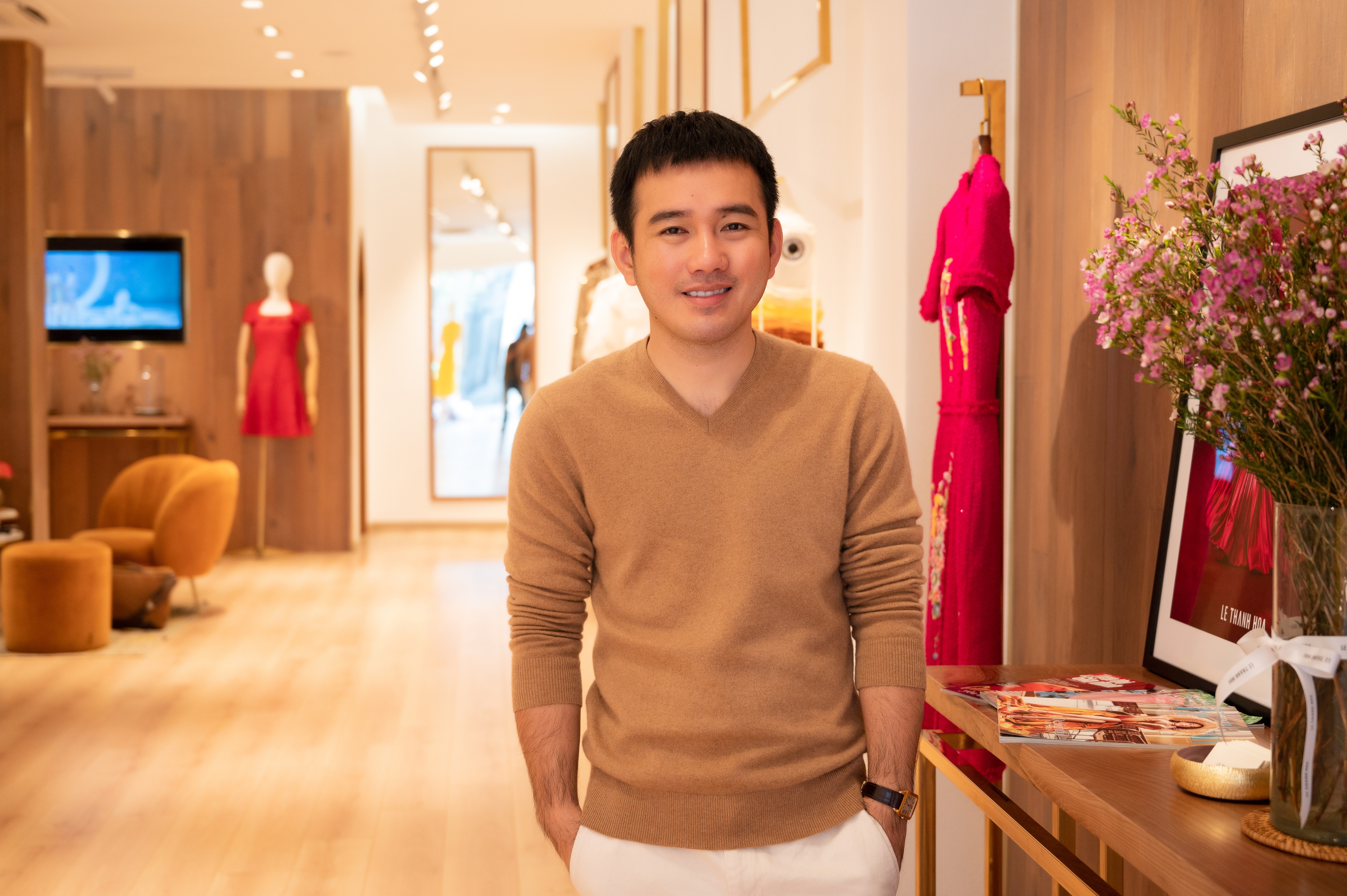 nhà thiết kế của các hoa hậu  ảnh 6 nha thiet ke cua cac hoa hau anh 6