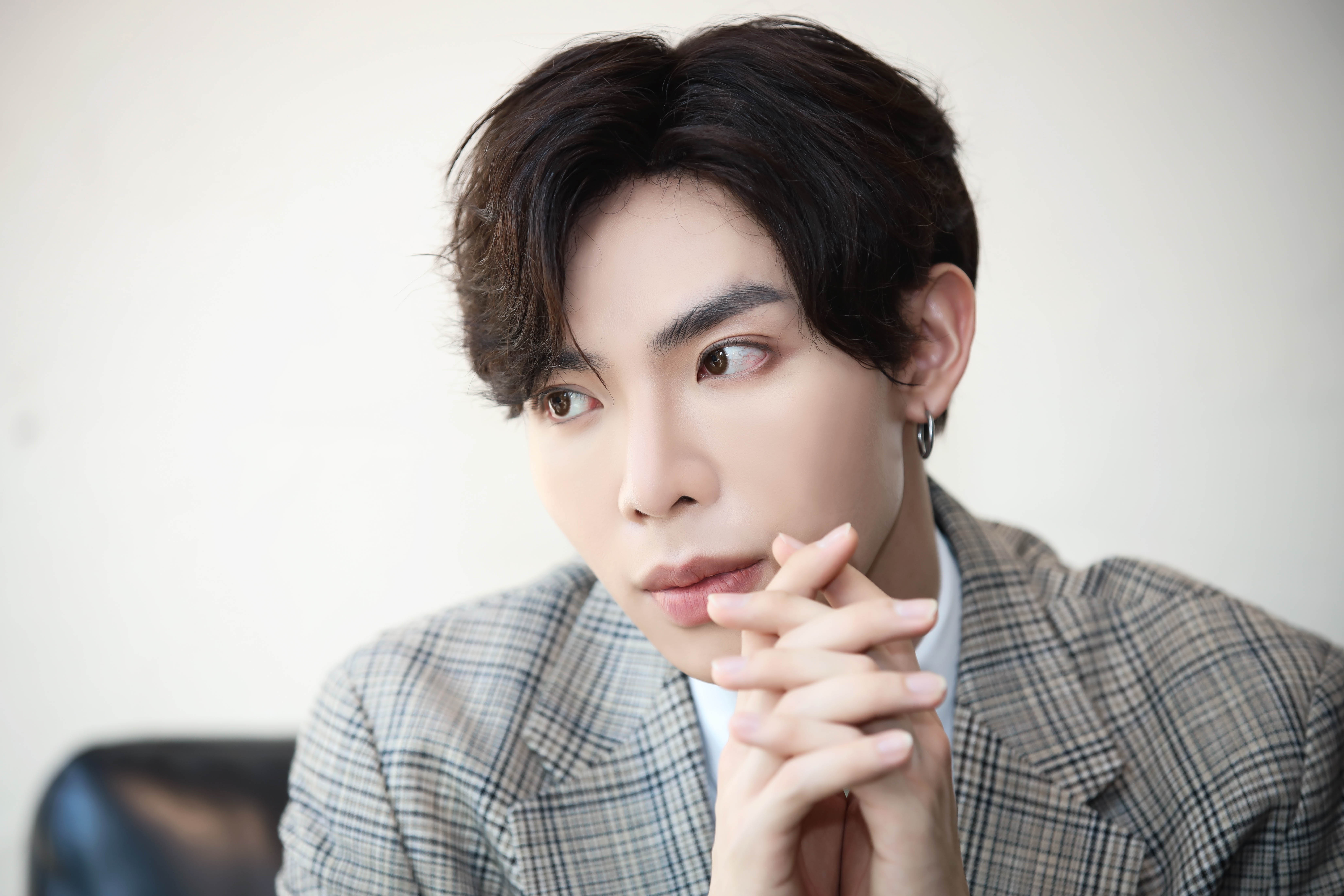 Erik: 'Muon giai nghe khi khan gia che hat nhu bi nghet mui' hinh anh