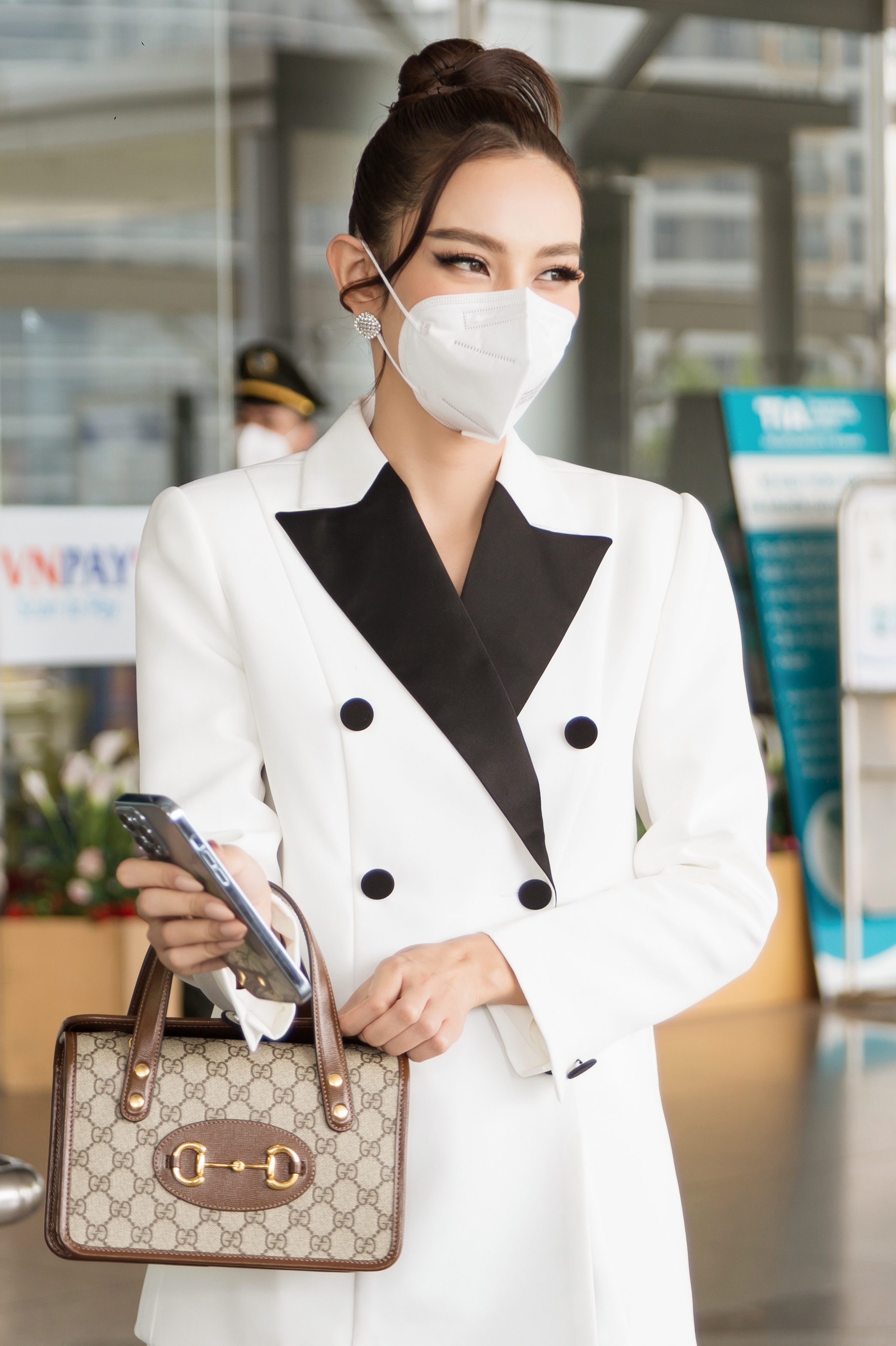 thuy tien tro lai thai lan anh 7