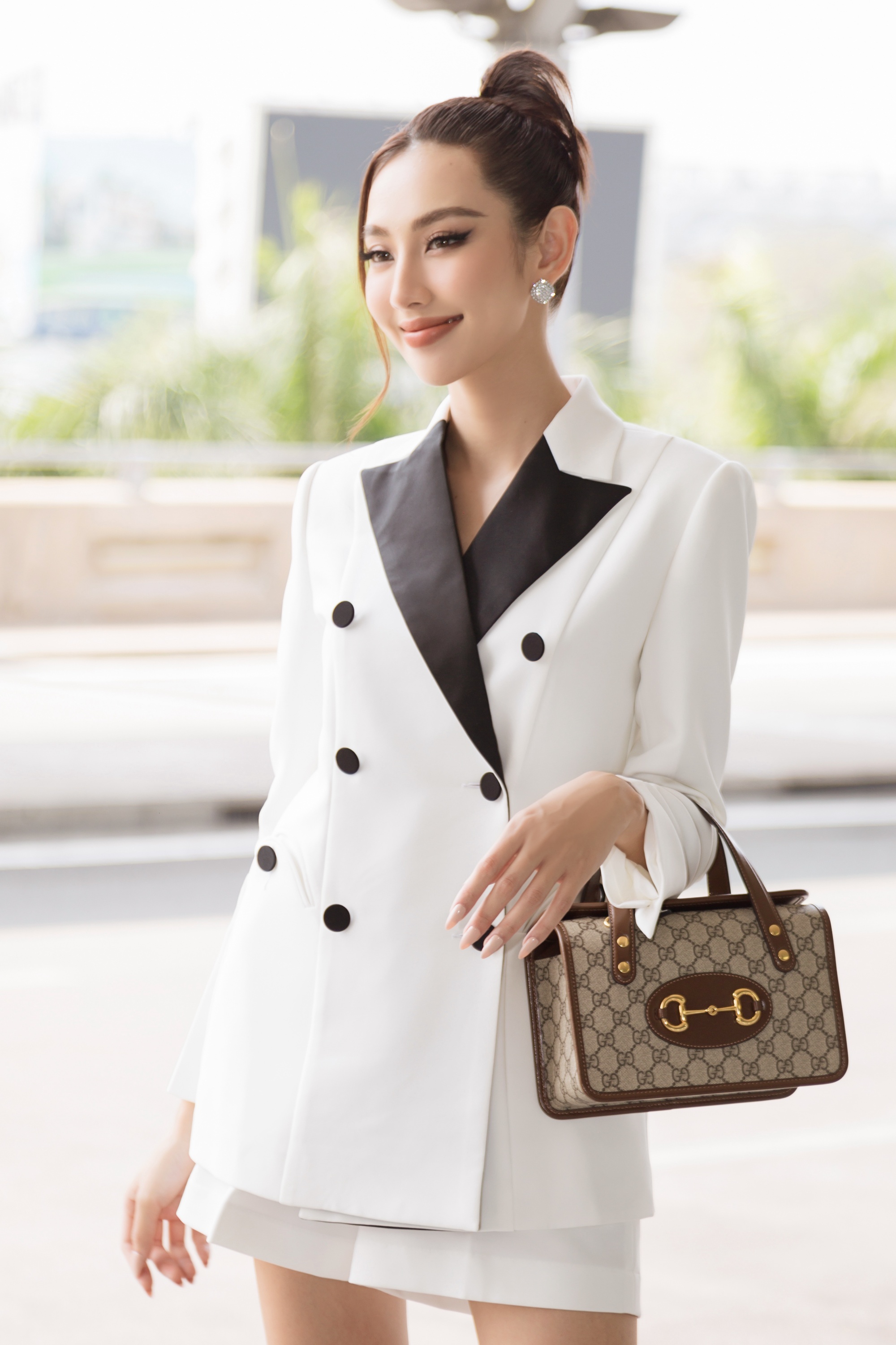 thuy tien tro lai thai lan anh 5