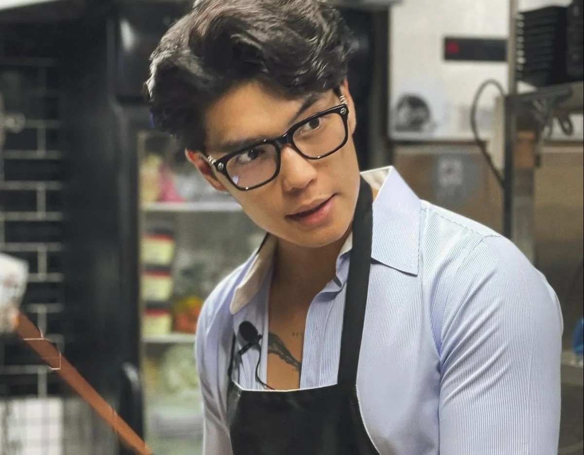 Chong sap cuoi sinh nam 1990 cua Ngo Thanh Van hinh anh