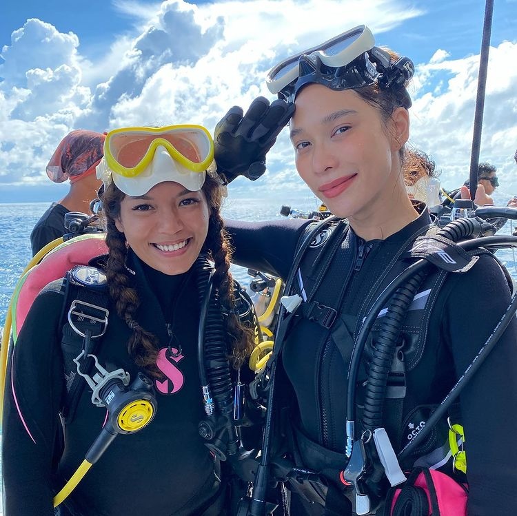 Ploy Chermarn giu dang anh 8