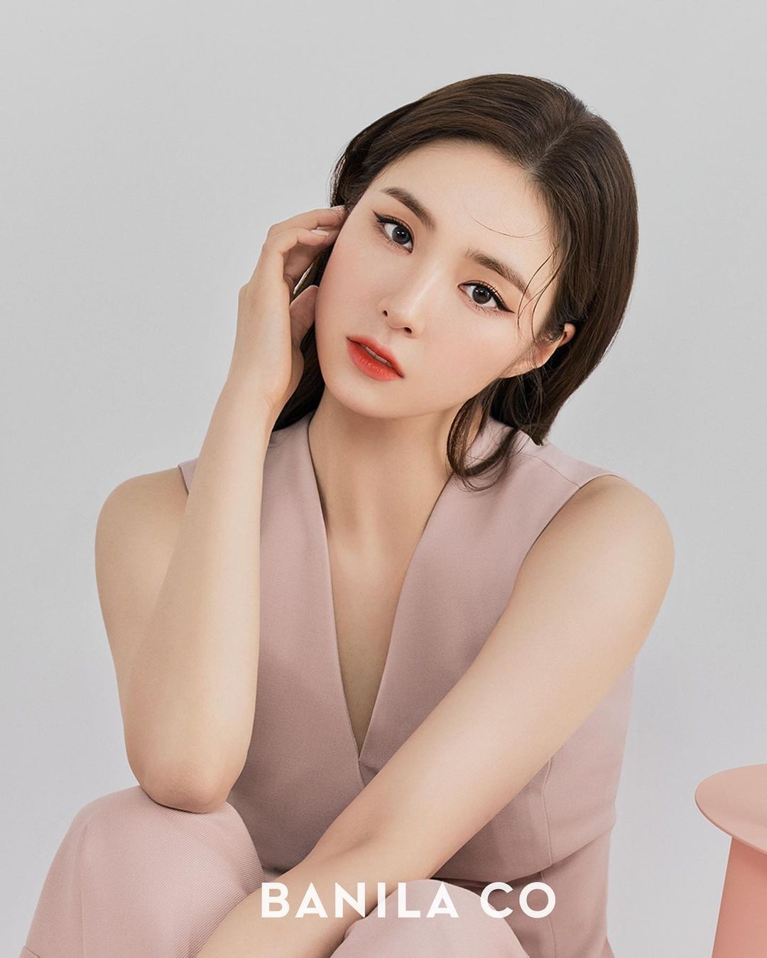 sao nu hinh mau phau thuat tham my anh 5