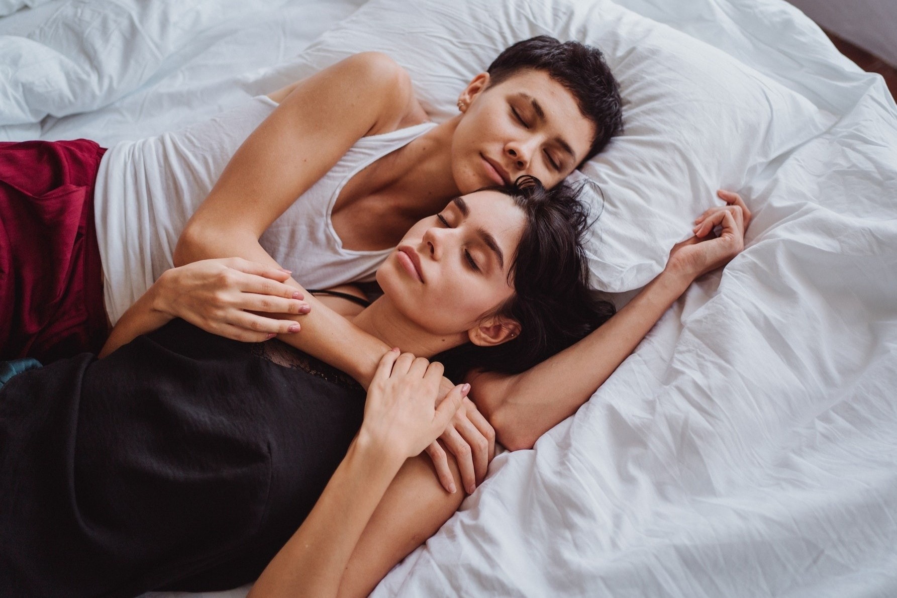 6 viec nen lam moi toi de co giac ngu ngon hinh anh