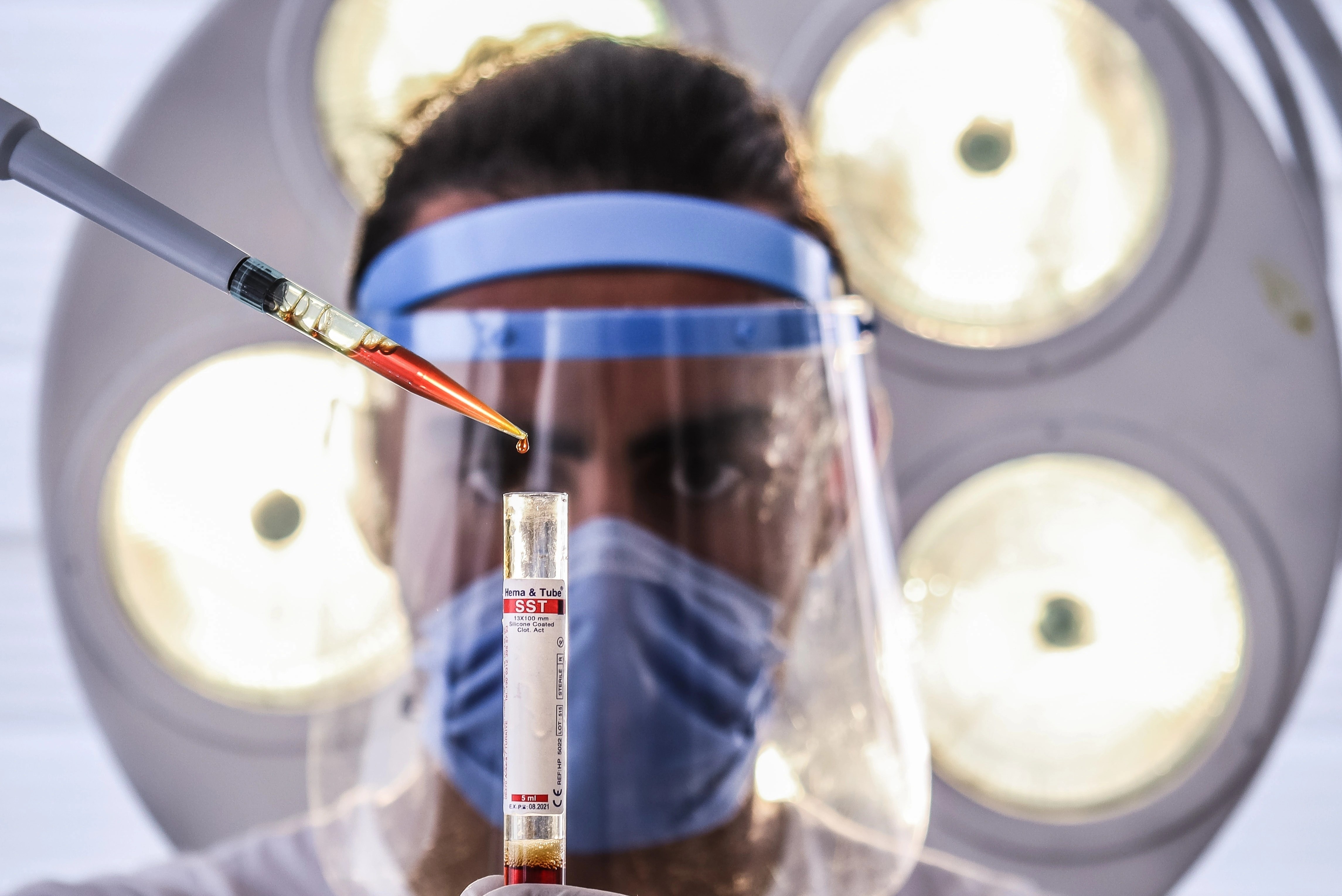 Nhom mau co nguy co bi dot quy som cao nhat hinh anh