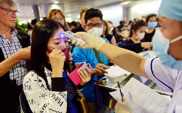 giam sat dau mua khi anh 1