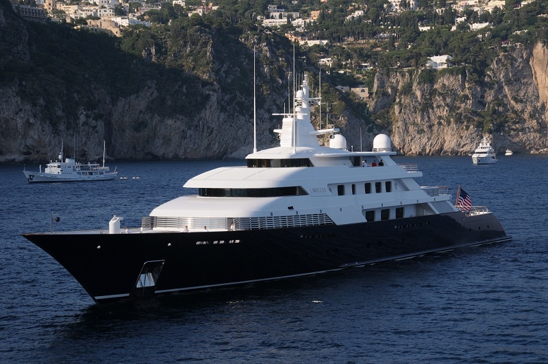 Siêu du thuyền Limitless của tỷ phú Leslie Wexner.