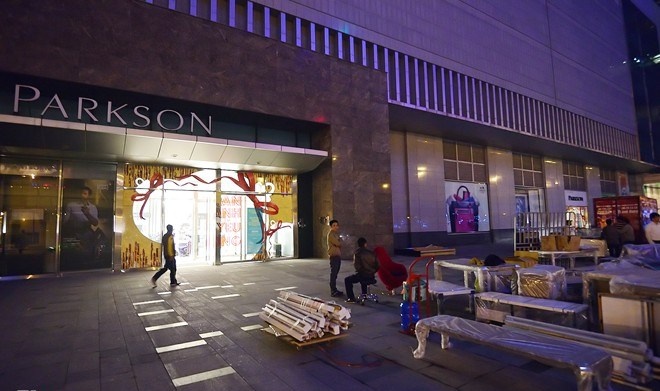 Parkson dong cua sat Tet, tieu thuong thiet hai nang ne hinh anh