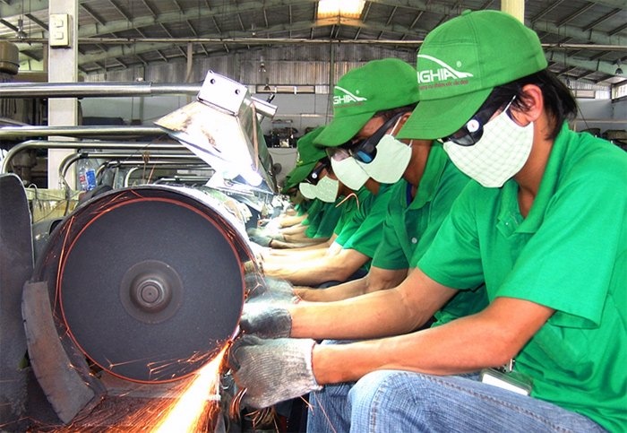 DN teo top: Sep ban pho, boc thuoc dong y qua ngay hinh anh