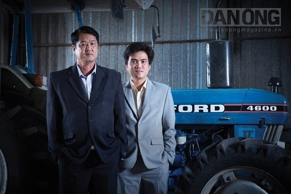 Cha con 'hai lua' nuoi giac mo lon che tao may bay Viet hinh anh