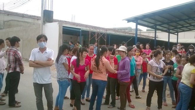 Hut hang mat viec cuoi nam hinh anh