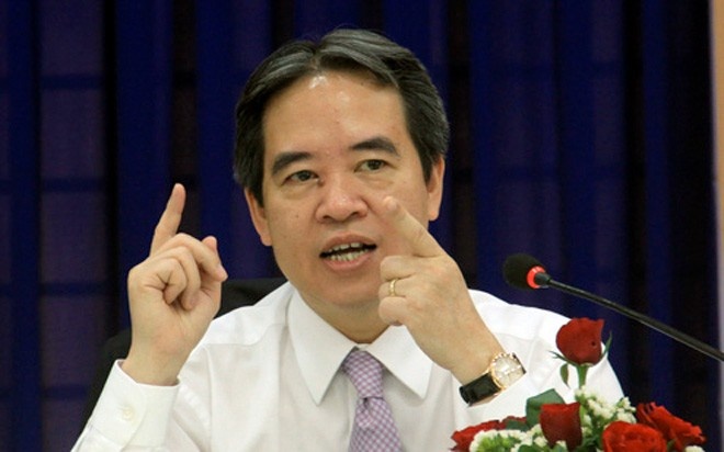 Thống đốc Ngân hàng Nhà nước Nguyễn Văn Bình: Quản lý trực tiếp hệ thống ngân hàng thương mại - nhóm cung cấp lượng hàng hóa lớn trên thị trường chứng khoán, lại là đơn vị quyết định các chính sách tiền tệ, Ngân hàng Nhà nước - đứng đầu là Thống đốc Nguyễn Văn Bình - có tầm ảnh hưởng rất lớn đến thị trường chứng khoán.  Thông tư 36 ban hành cuối tháng 11/2014 hay sự kiện mua lại Ngân hàng Xây dựng giá 0 đồng là những ví dụ rõ nét nhất về vai trò của người ngồi ghế nóng này với thị trường thời gian qua.