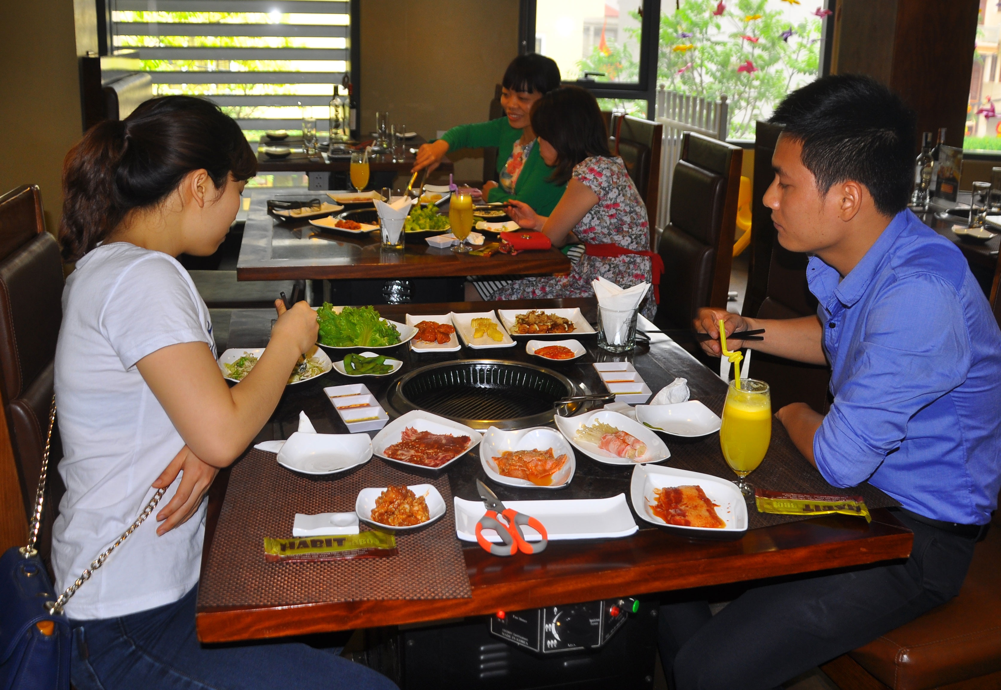 Khuyen mai la: Mien phi do an cho khach ten Son, Thuy hinh anh