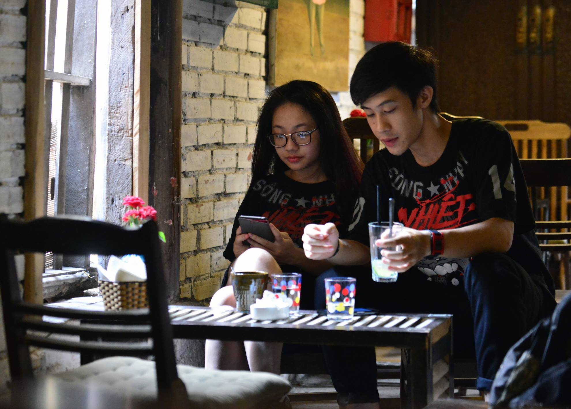 Kinh doanh ca phe nha san Muong doc dao giua long Ha Noi hinh anh