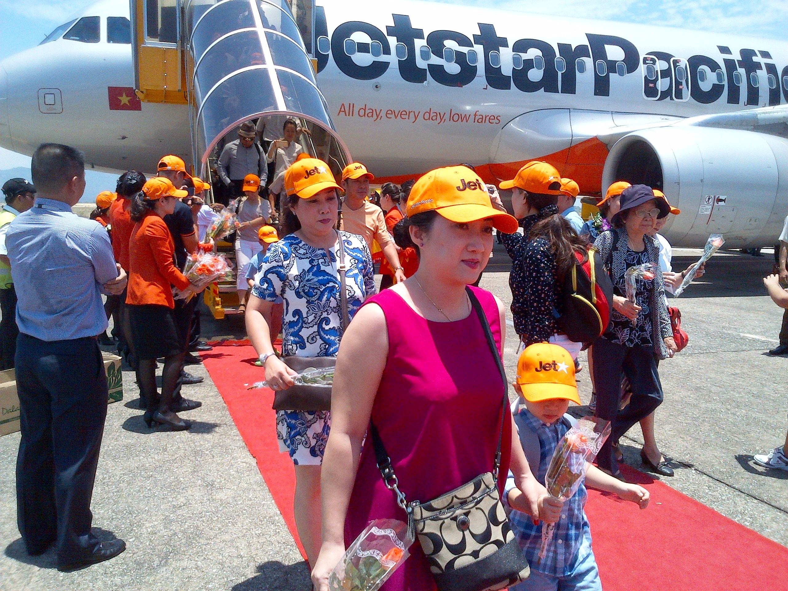 Jetstar mo duong bay gia re TP HCM - Chu Lai hinh anh