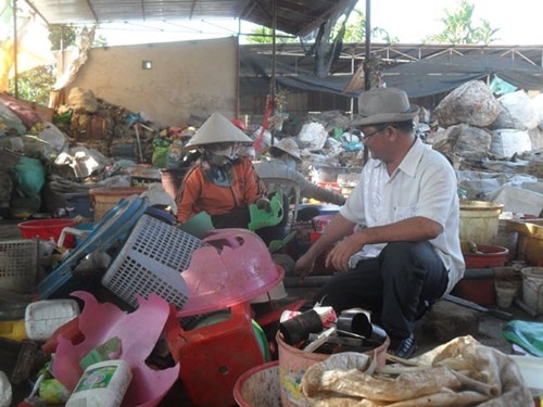Ky su chay tui bong dung bien rac thanh tien hinh anh