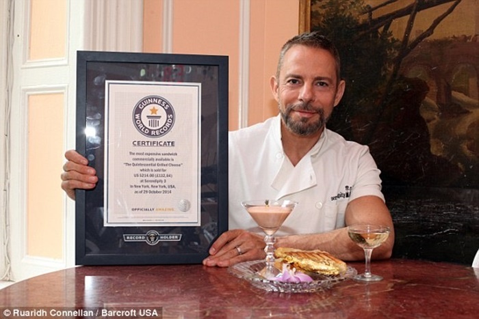 Serendipity 3 là nhà hàng được nhiều người nổi tiếng thường xuyên đến thưởng thức các món ăn ngon