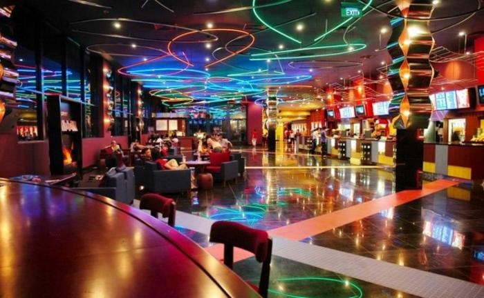 Ai khien PNC mat quyen kiem soat tai lien doanh Megastar? hinh anh