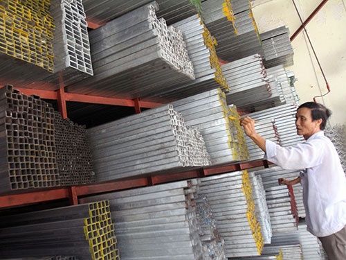 Vat lieu xay dung an theo bat dong san hinh anh