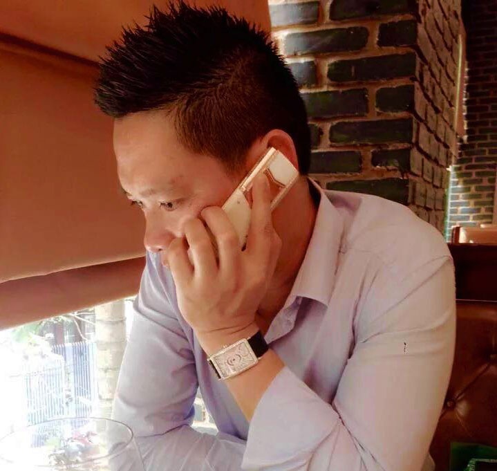 Chu nhan sim 0988888888 bi doi bom tin nhan rac moi ngay hinh anh