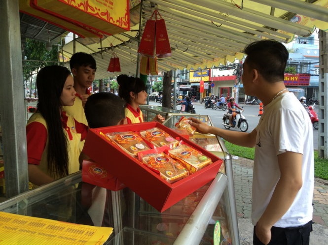 Da bat dau dai ha gia banh trung thu hinh anh
